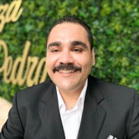 Alberto R.
